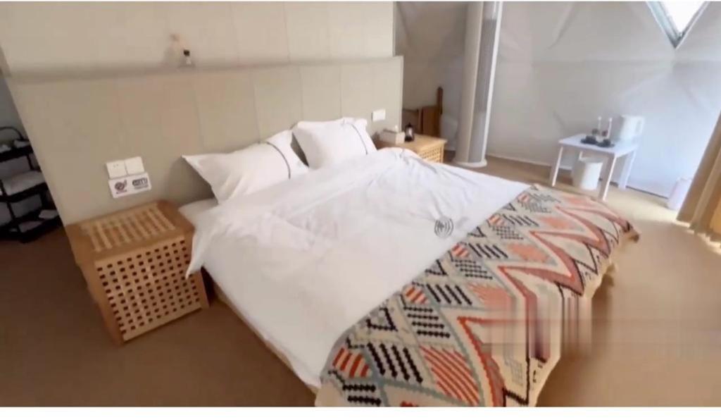 Вилла Caravans Park & Glamping Tents In The Vineyard Турда Экстерьер фото